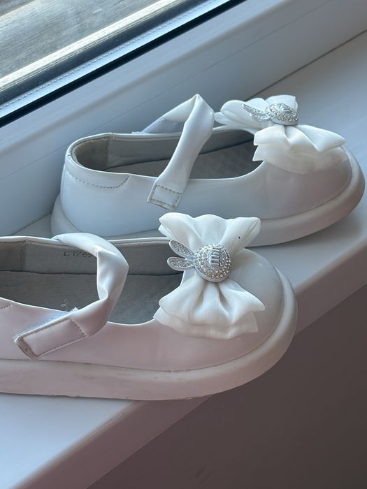 Туфли белые миу миу