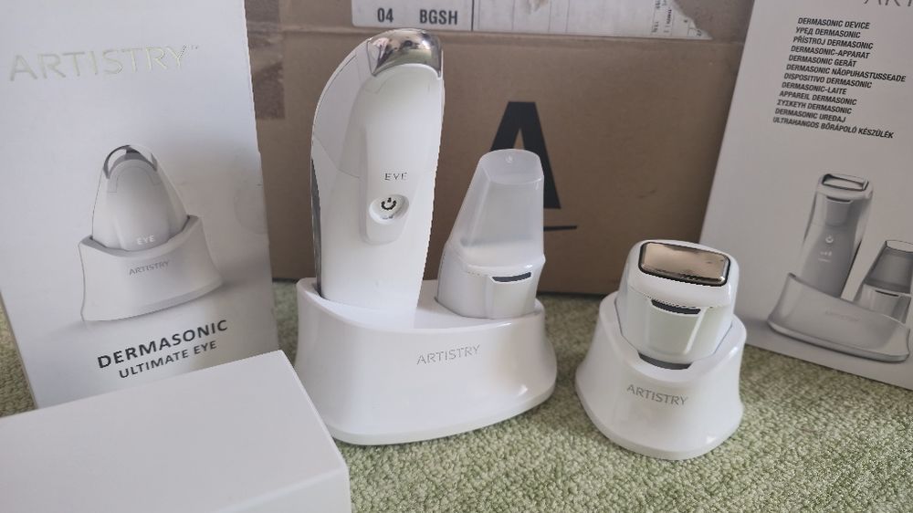 ARTISTRY Dermasonic