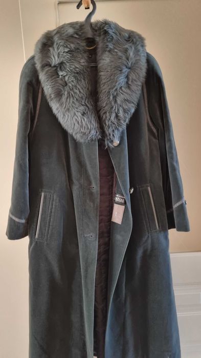 Женское пальто Бергхаус