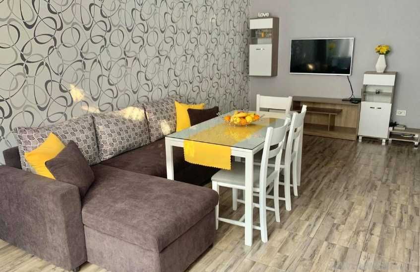 Дава се под наем Двустаен апартамент в Бургас, Зорница - 70 кв.м за 275 € - Снимка #13