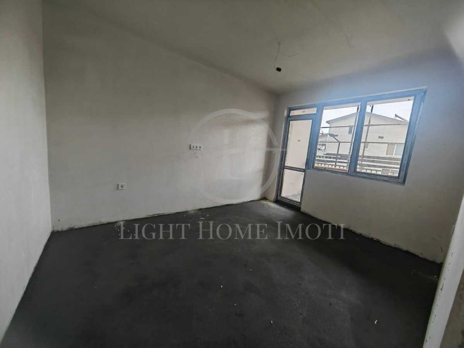 Продава се Тристаен апартамент в Пловдив, Остромила - 123 кв.м за 992 €/кв.м - Снимка #2