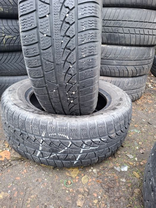 Vand 2 anvelope 215 60 16 petlas de iarna bune