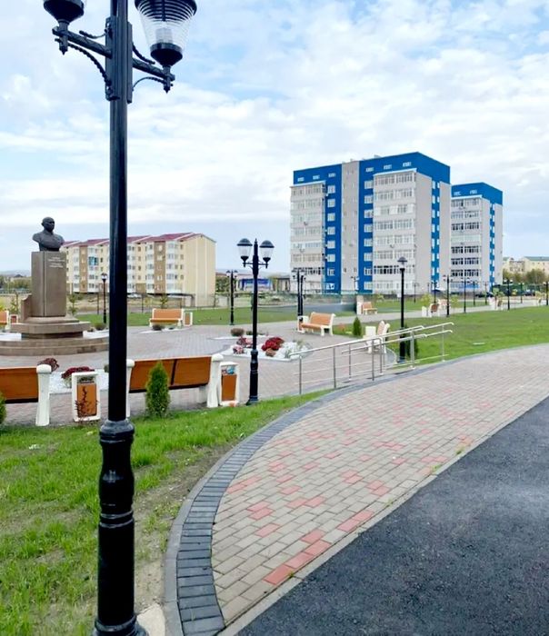 продам 2-х ком. 110кв. 6мкр. 3-этаж