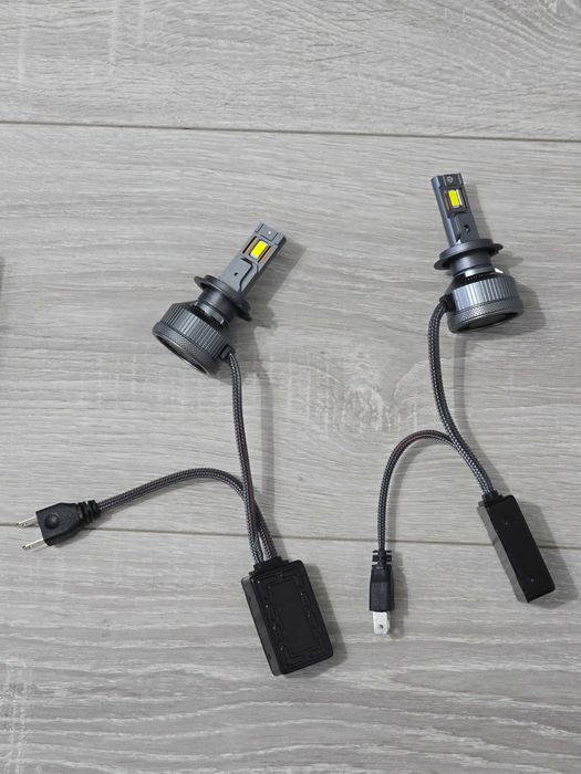 Becuri LED H7 6000K 180W 36000LM CANBUS – Răcire CPS – Set 2 buc