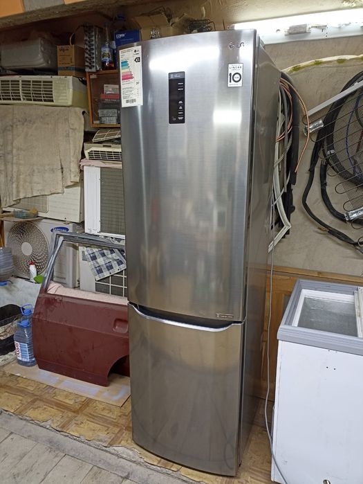 Продам холодильник