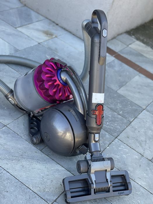 Прахосмукачка Dyson DC 33C