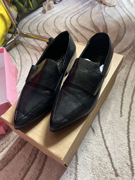 Женская обувь в хорошем состоянии