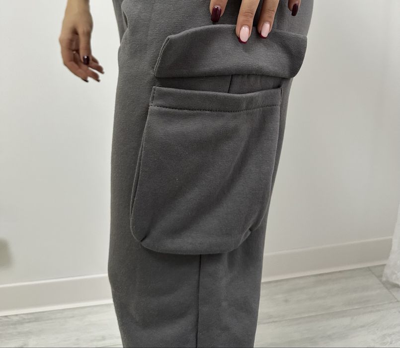 Pantaloni de trening Zara- bumbac, cu buzunare laterale