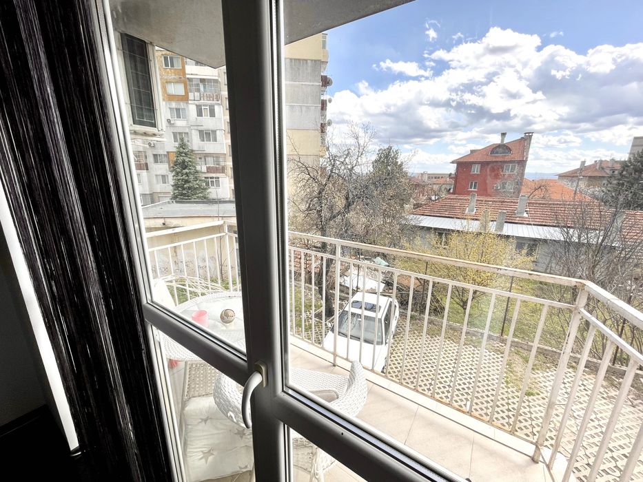 Дава се под наем Двустаен апартамент в Варна, Аспарухово - 52 кв.м за 348.84 € - Снимка #4