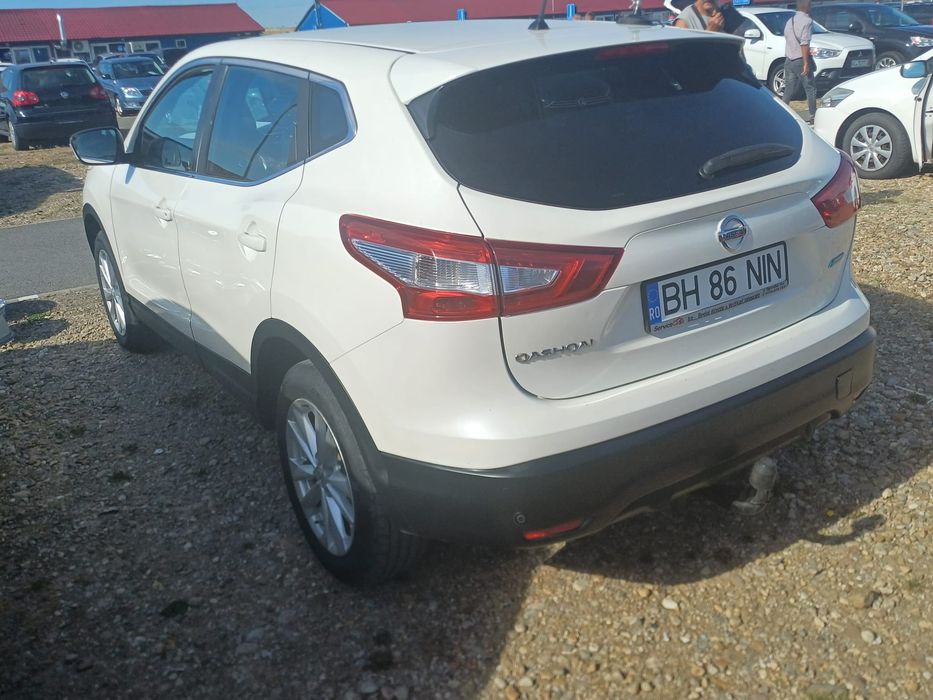 Nissan Qashqai 2015