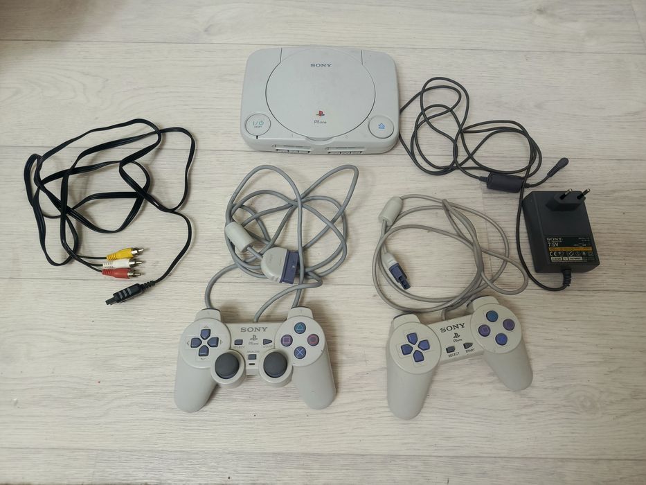 Продам PS one 25.000 теңге