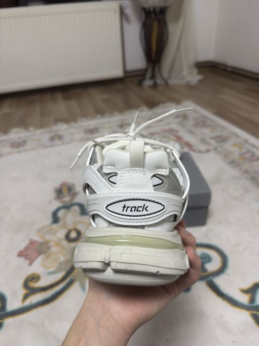Balenciaga Track NOI
