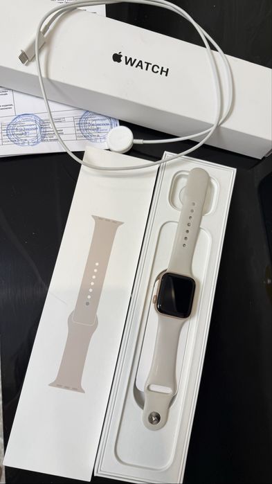ПРОДАМ apple watch SE 40 mm