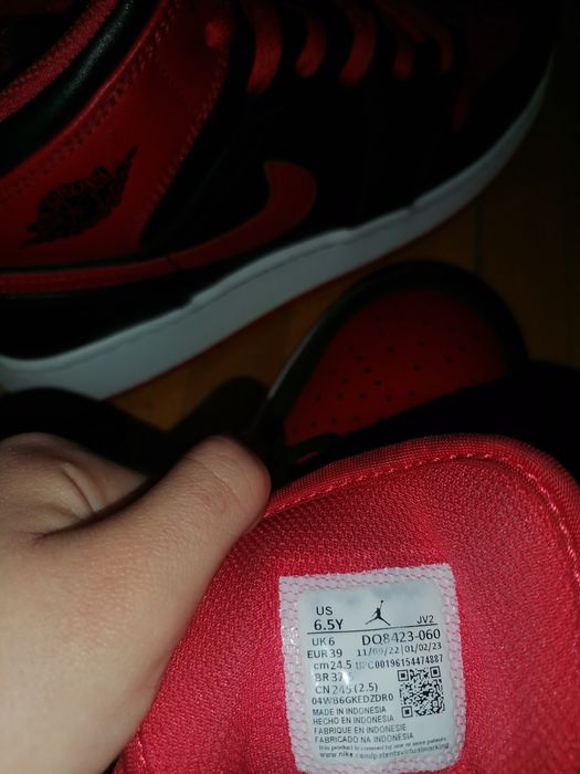 Vând Jordan 1 alternate bred