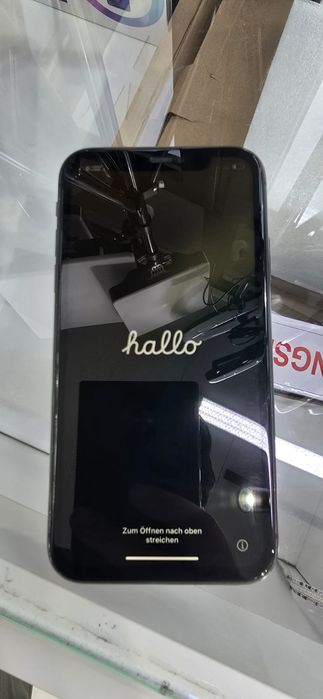 IPhone 11 64 g 50000