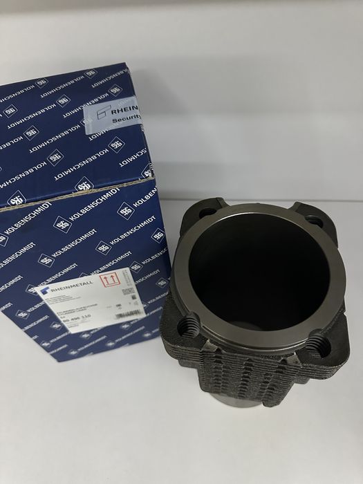 Продается гильзы deutz 912 913