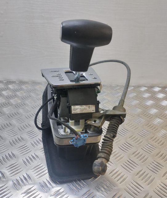 Trimonerie Volkswagen Phaeton Lipsa cod Volkswagen VW Phaeton prima g