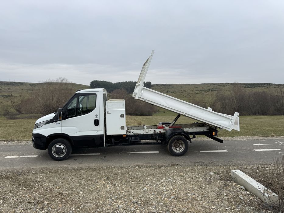 Iveco daily basculabil  an 2016 motor 3000 diesel km reali