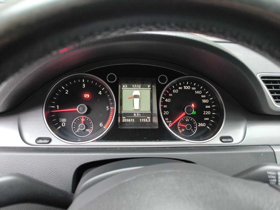 Volkswagen Passat B7 2.0 TDI DSG 6 2014 203k км.