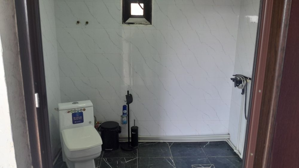 Продам  времянку  В центре  Байсерке