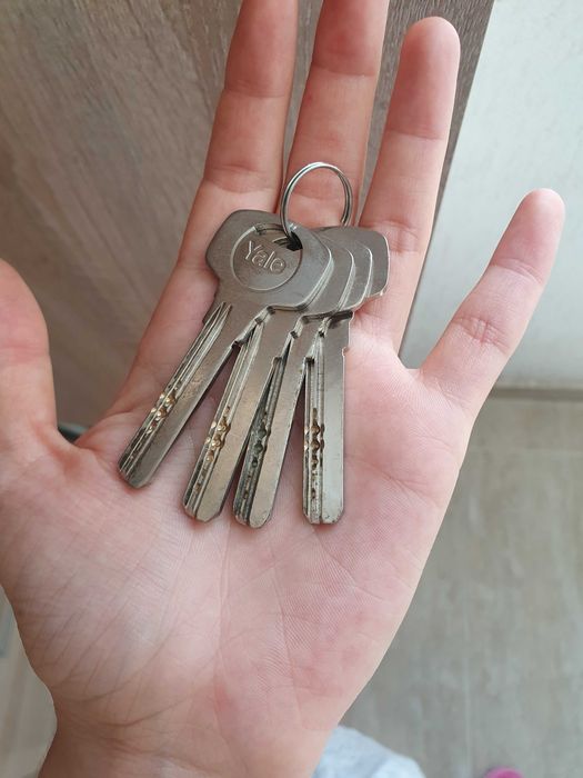 Butuc Yale original 30/40 cilindru chei amprentate