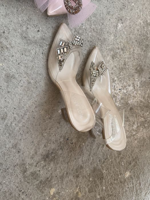 Туфли красивые, носила 4-5 раз