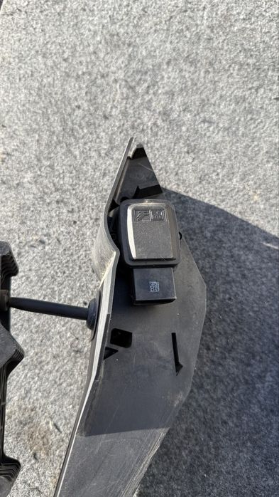 Педал газ за БМВ 3 Серия Е90 Е91