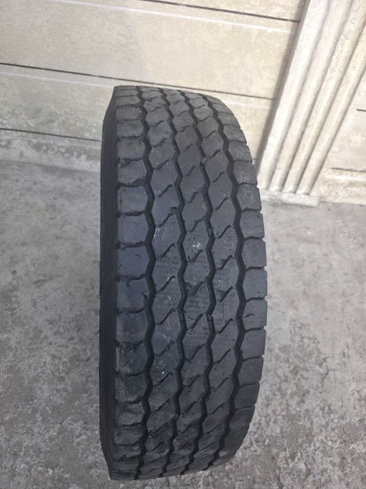 Шины бу 245-70 R19.5