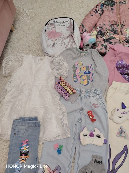 Lot hainute fetita 7-9 ani