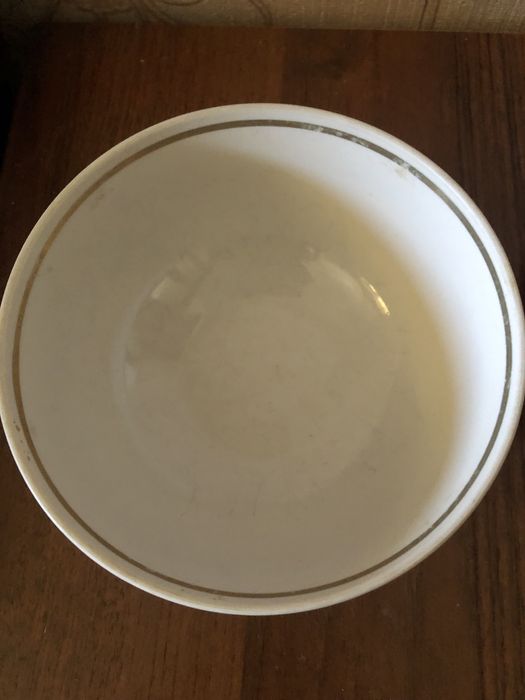 Продам посуду для кватирантов