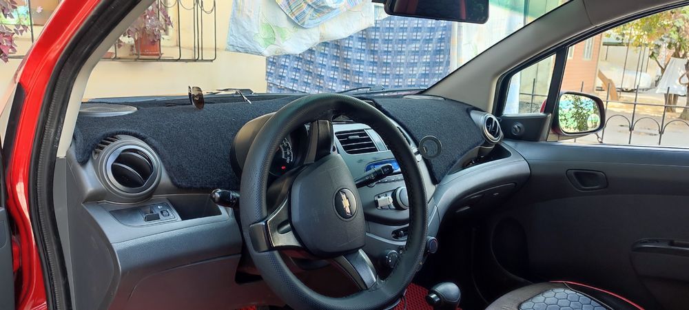 Продам свой Спарк в отличном состоянии Автомат каробка