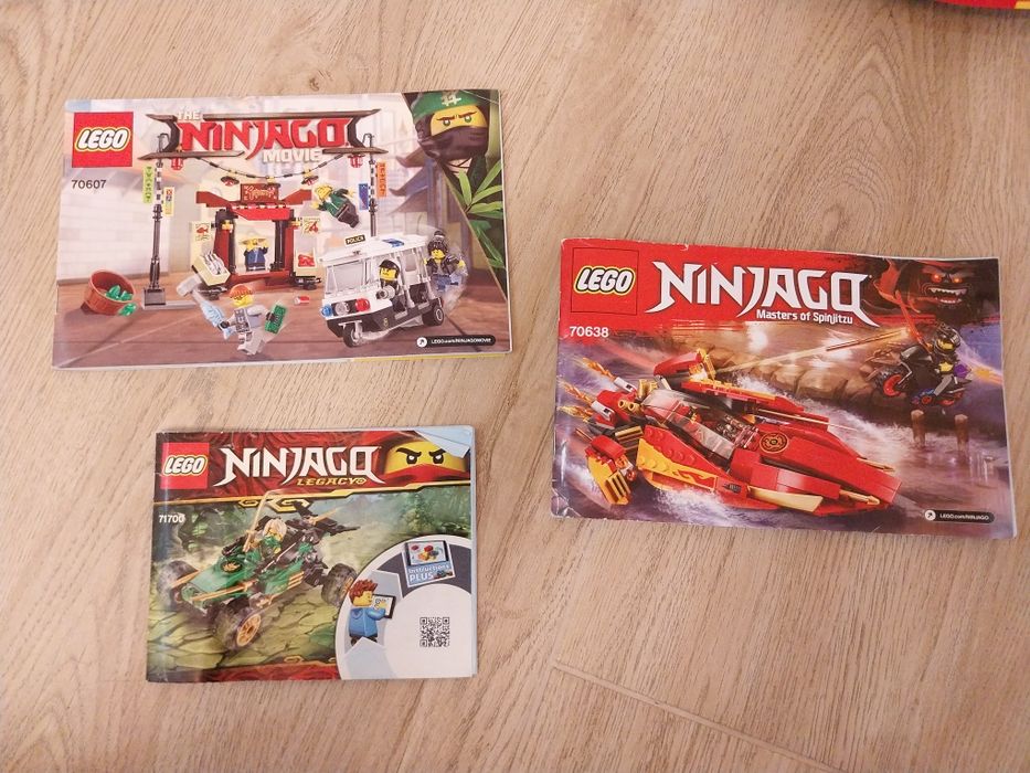 Vând seturi  Lego Ninjago