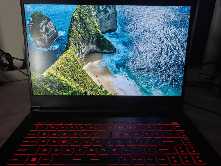 Laptop gaming MSI gf63 8rc, Procesor intel  core i7-8750H, 8 GB DDR4, 1 TB HDD , Geforce GTX 1050