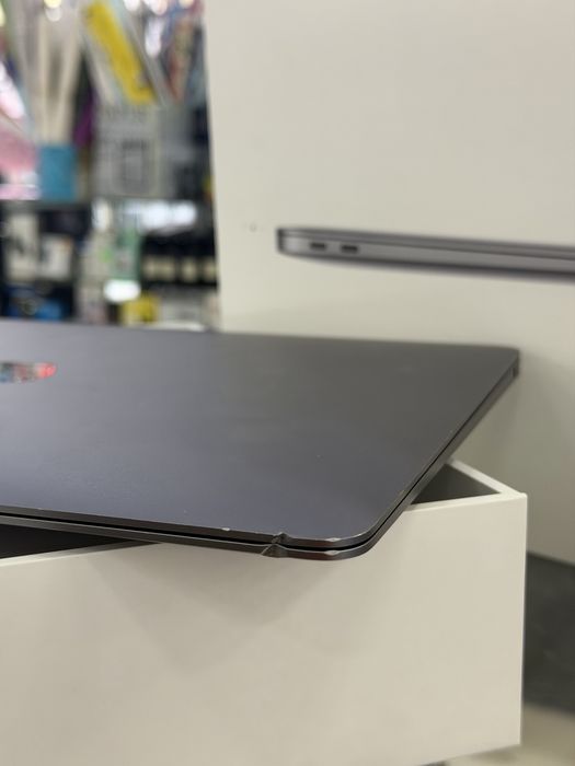 MacBook Air 13 M1 8/256/93%