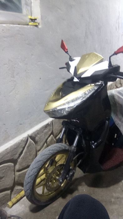 Скутер  холат яхш