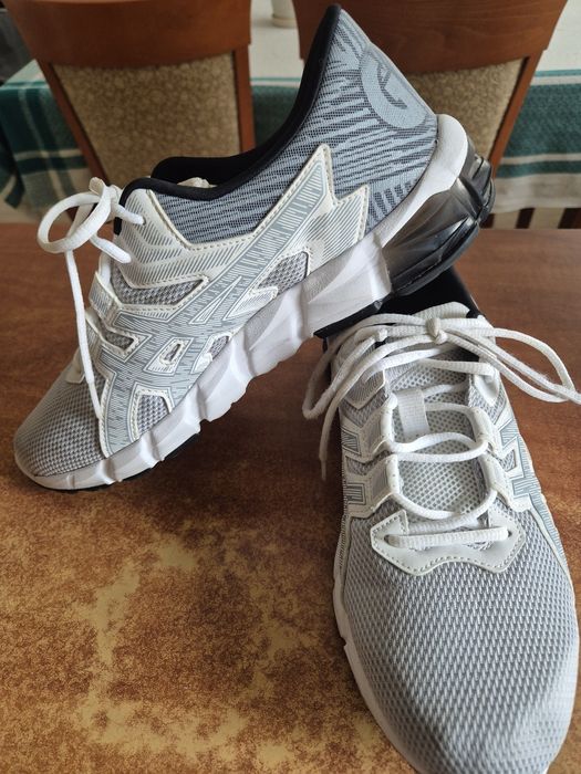 Маратонки Асикс бели