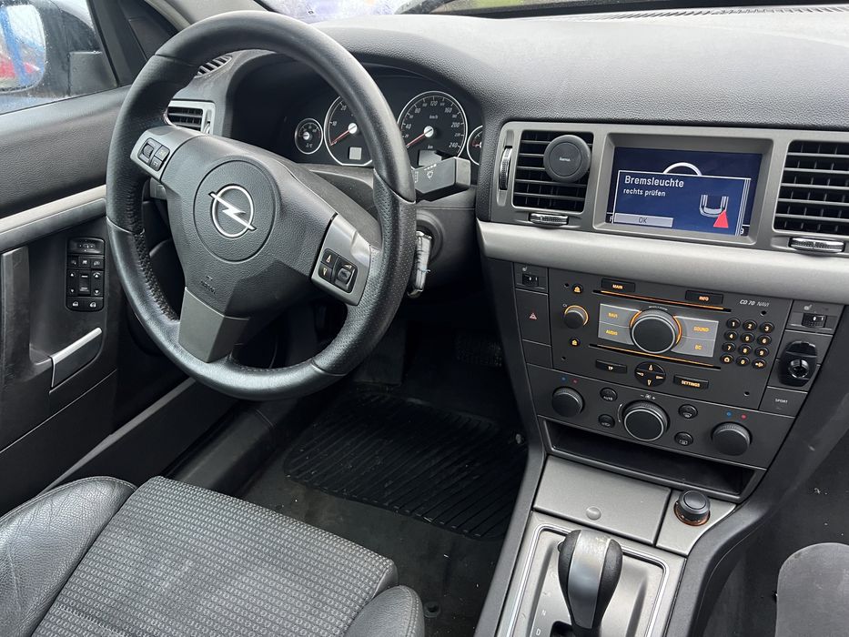 Opel Signum 3.0 cdti 184кс 2006 година автоматик