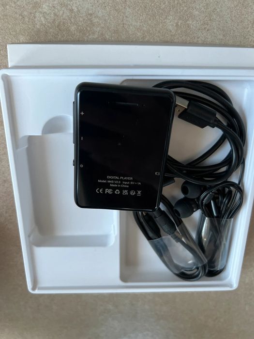 MP3 player 128GB, ecran tactil 2.4”, Bluetooth 5.3, FM, slot TF 256GB