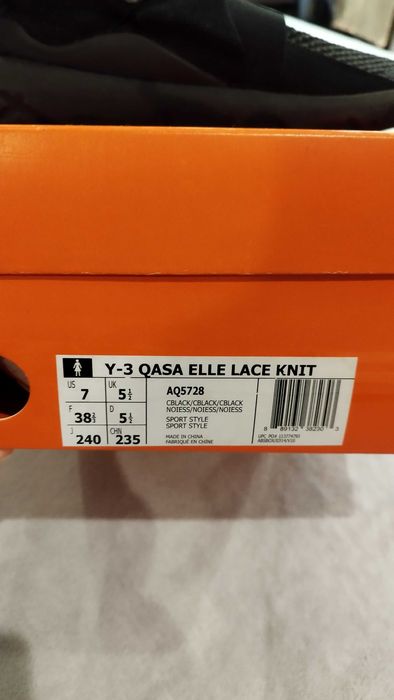 Adidas Y-3 by  YOHJI YAMAMOTO кецове 38 2/3 нова цена 169 лв