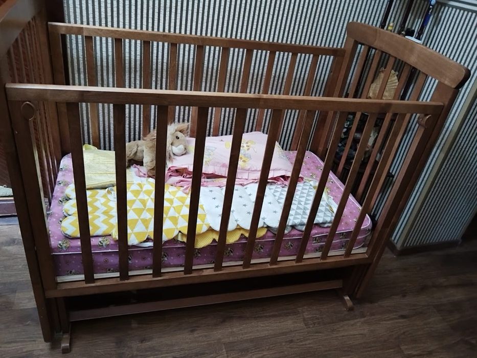 Кроватка детская