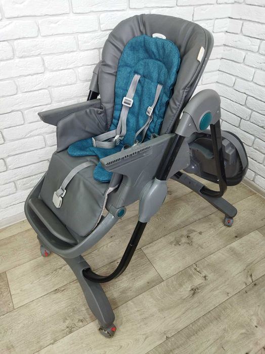 Продам стульчик для кормления