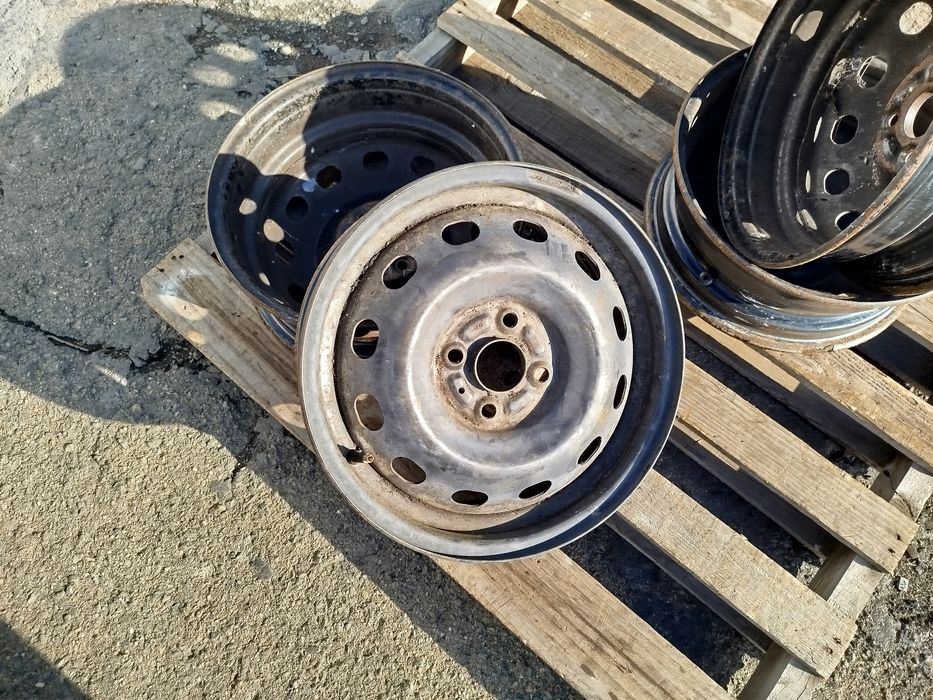 15 цола 4 х 100 мм Опел Агила/ Сузуки Сплаш - 5,5 инча / ЕТ 50