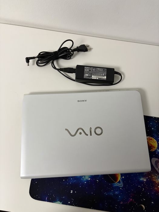 Laptop Sony Vaio 8Gb RAM ~ Perfect functional‼️