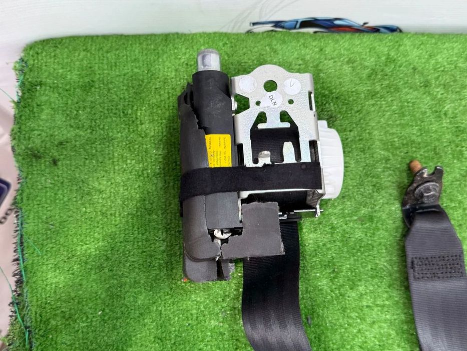CENTURA SIGURANȚĂ SPATE STANGA VOLVO XC60 2011 2.0 DIESEL COD OEM 39801840 34031471 2010-2014
