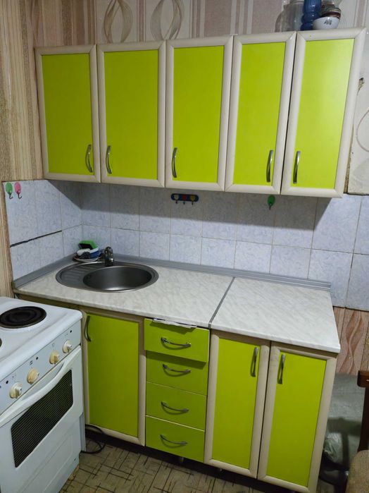 Гарнитур кухонный