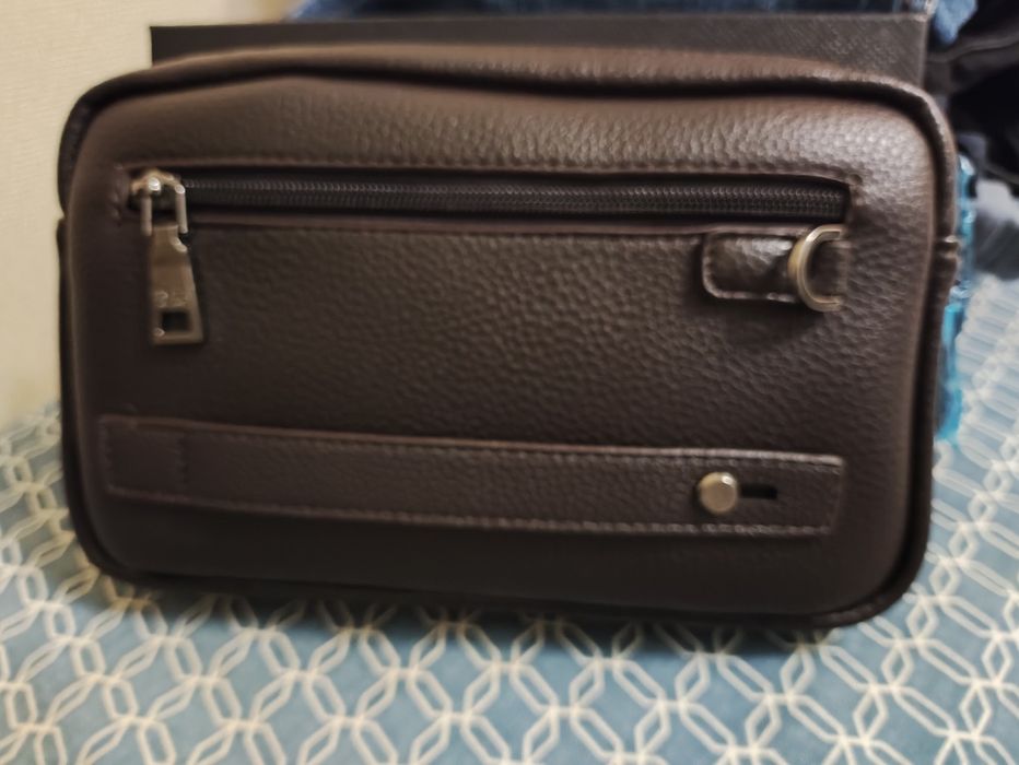 Продается новый классический мужской кошелек, барсетка