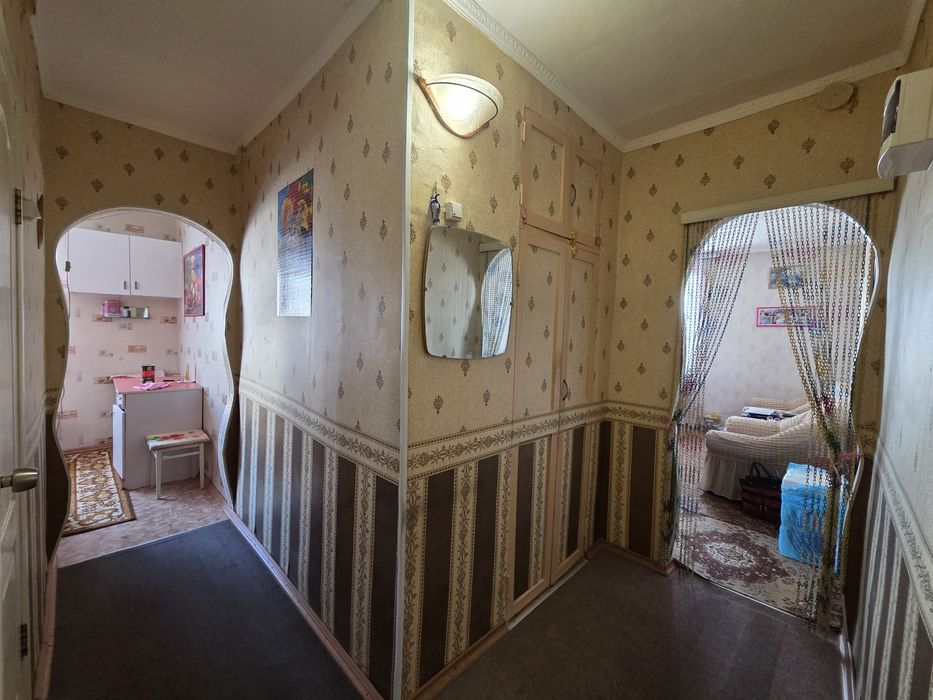 2х комн по Ленина-Марите 2/3 угол,тёплая