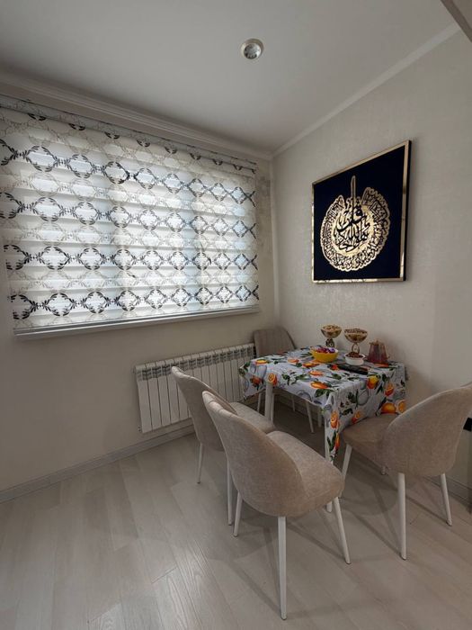 2/2/4 Ц 5, Монумент мужества, метро минор