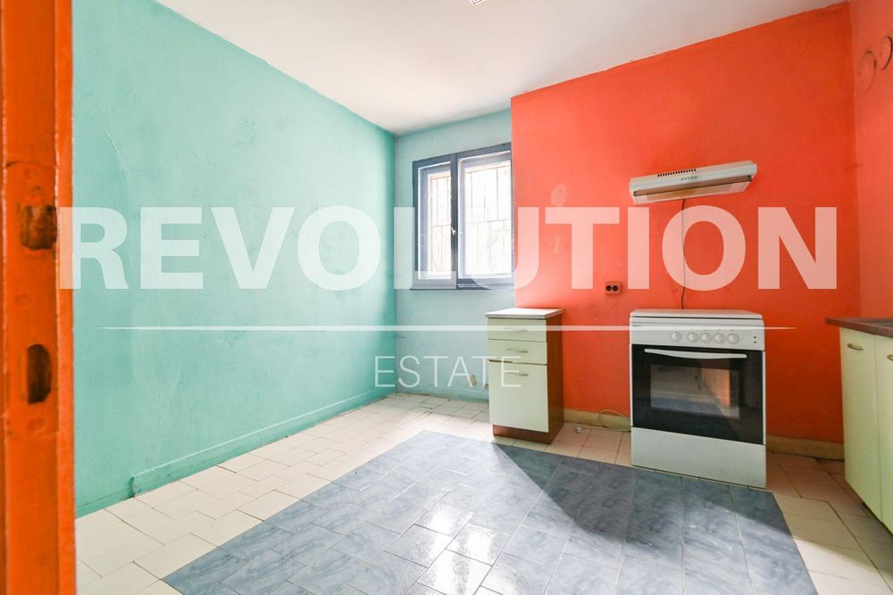 Продава се Четиристаен апартамент в София, Лозенец - 117 кв.м за 1875 €/кв.м - Снимка #8