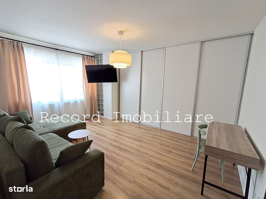 Apartament decomandat 2 camere 54 mp, parcare privata Floresti